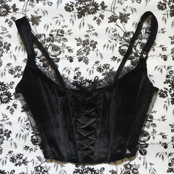 NWT Victoria’s Secret Lace Corset Bra Size M - Picture 1 of 4